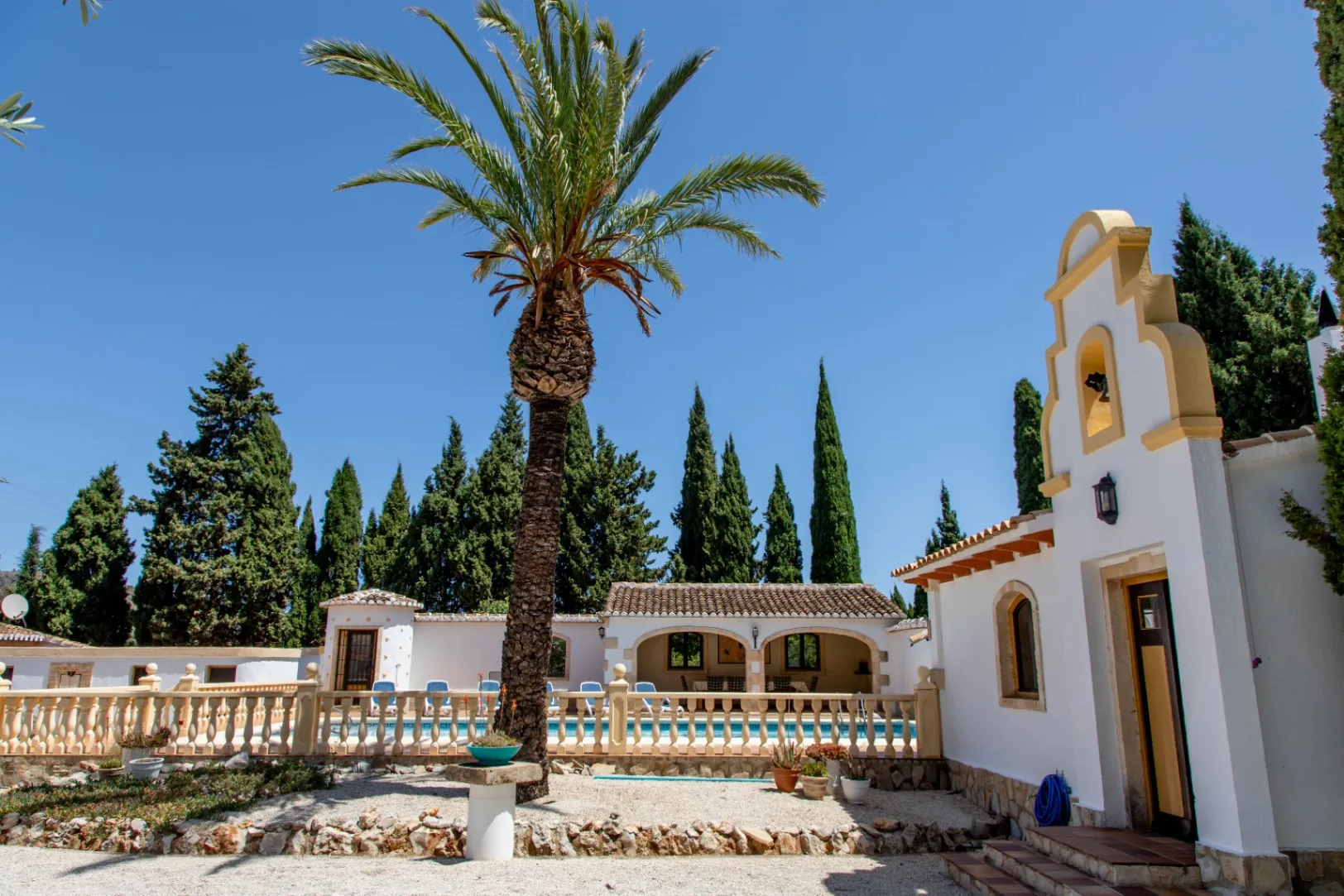 Finca de estilo rústico tradicional en venta en Pedreguer