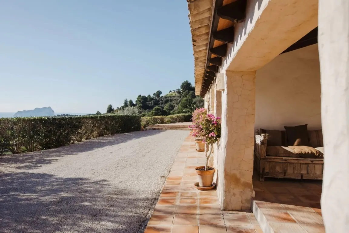 Einzigartige Finca zum Verkauf in Benissa mit herrlichem Blick über die Landschaft und das Meer