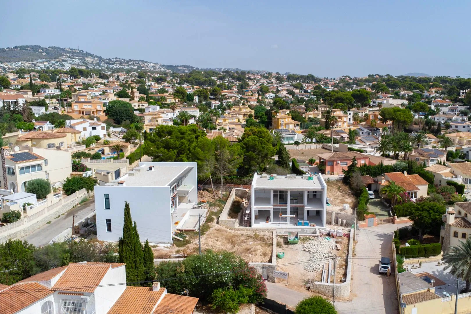 Moderna villa de obra nueva a 500 m de la playa, en venta en Calpe