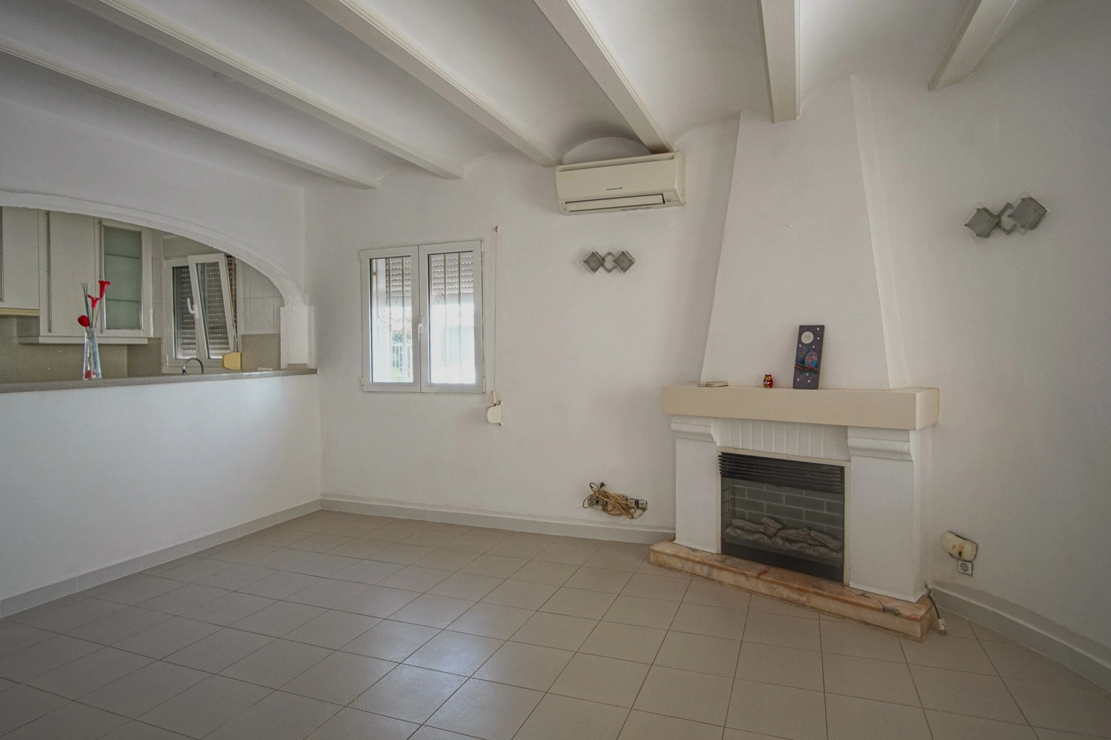 Piso bajo a la venta en Denia, muy cerca al centro, Las Rotas y puerto deportivo