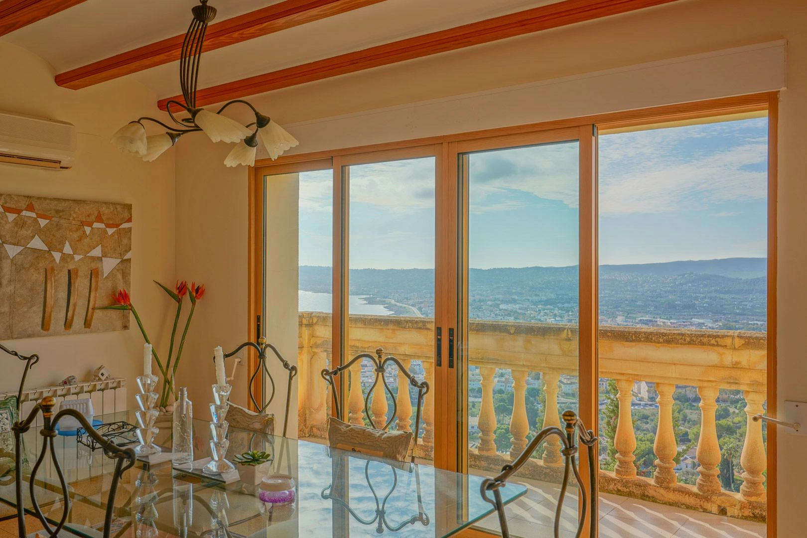 Villa met prachtig uitzicht op zee te koop in La Corona, Jávea