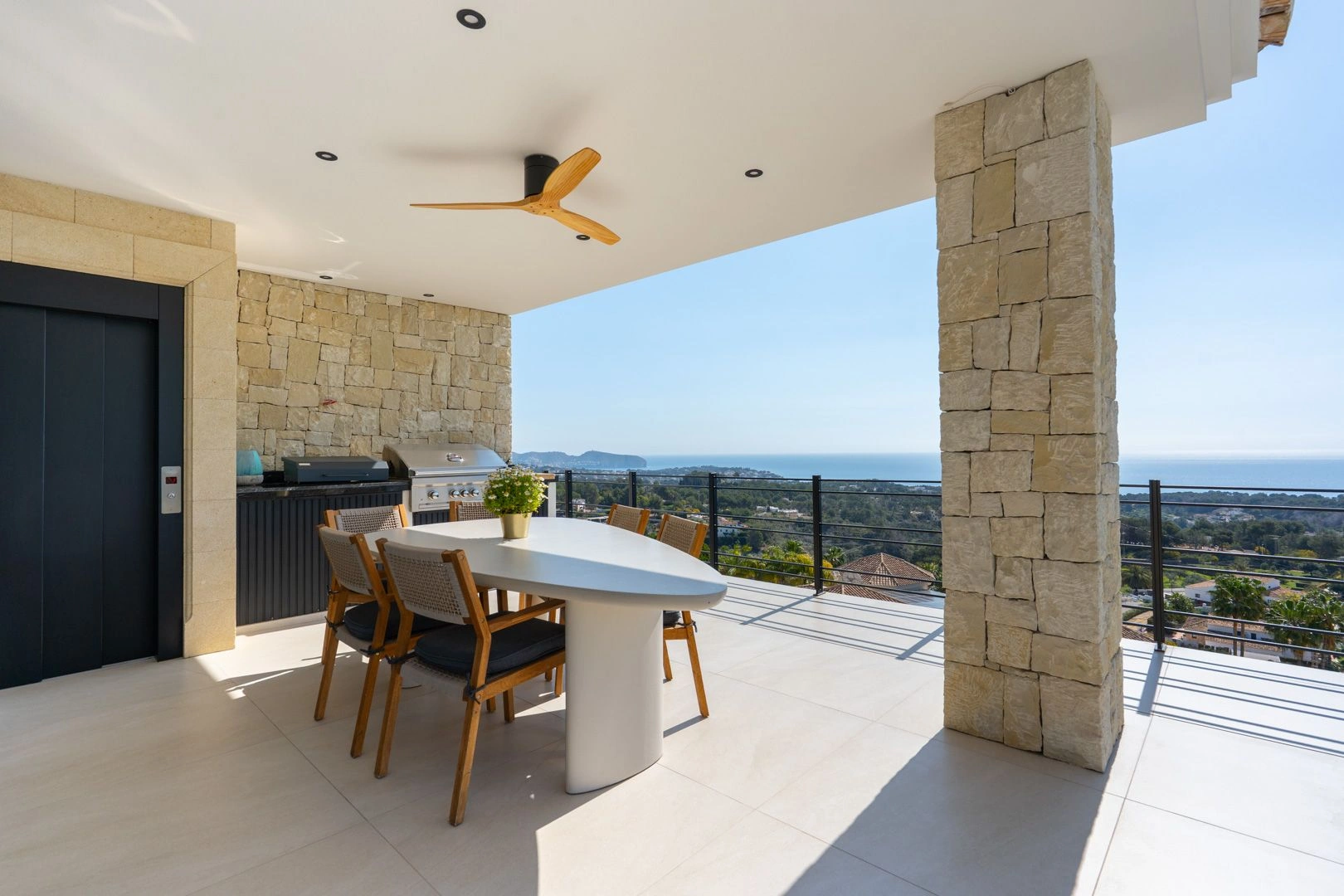 Impresionante villa mediterránea de lujo con vistas al mar en venta en Benissa