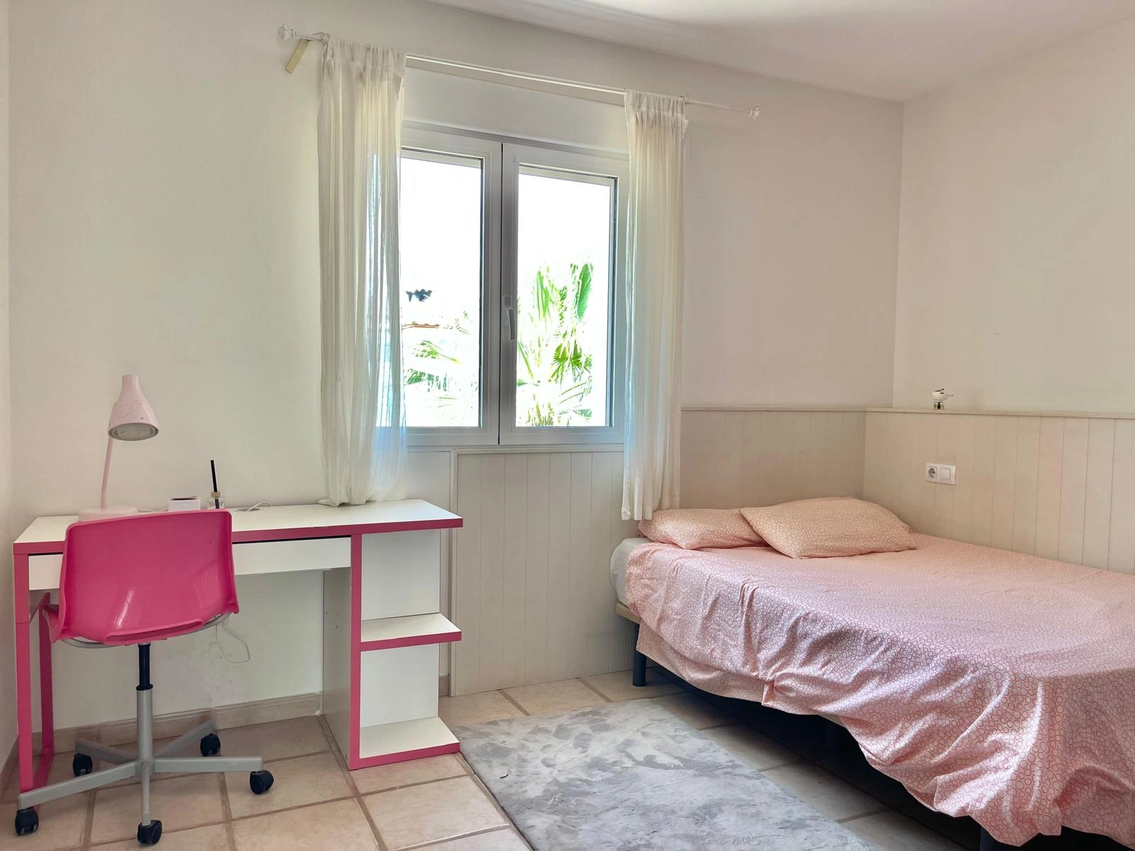 Villa avec 4 chambres à vendre à Dénia, proche des commerces et du centre-ville.