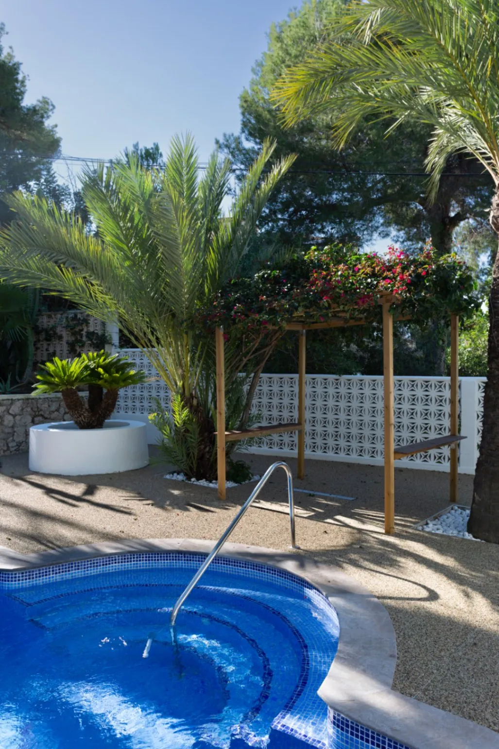 Villa exclusive rénovée à vendre à Jávea – Élégance, confort et durabilité dans un environnement privilégié