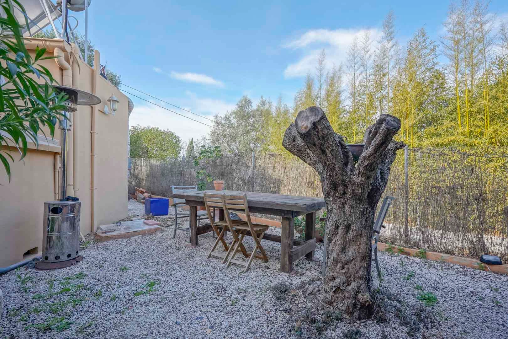 Chalet con consultorio médico en venta en Jávea.