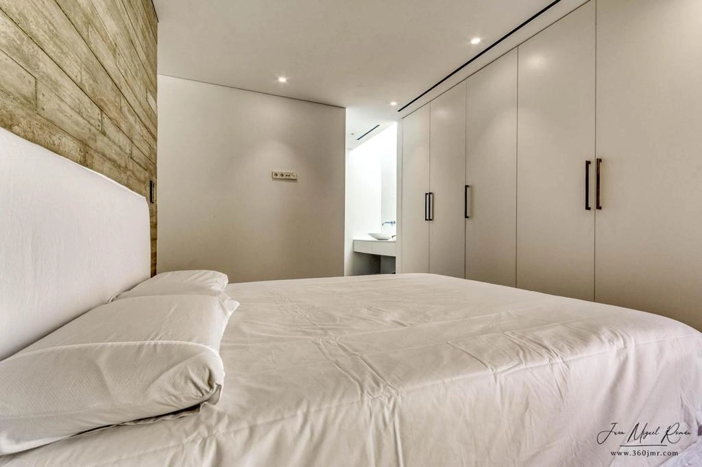 Preciosa villa moderna con un diseño único en venta en Benissa