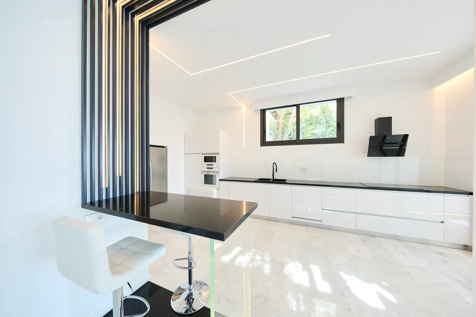 Villa de lujo con vistas al mar en venta en Altea