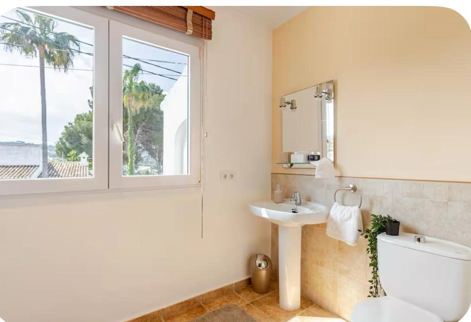 Charmante villa à vendre avec jardin et piscine privée à Cap Martí, Jávea – Costa Blanca