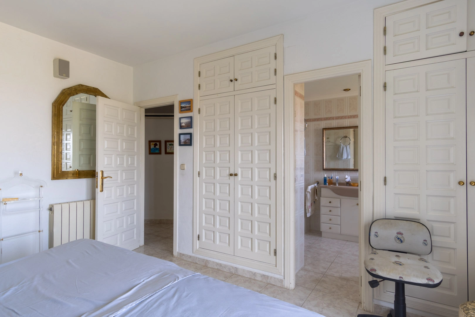 Villa con vistas panoramicas al mar a la venta en Denia.