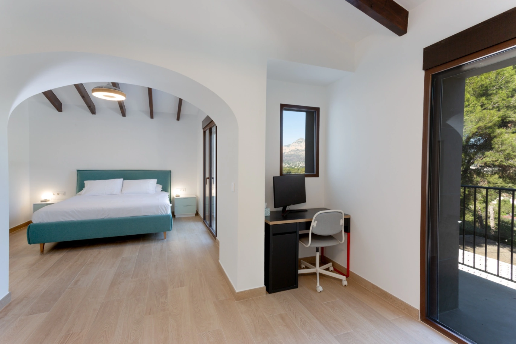 Villa exclusive rénovée à vendre à Jávea – Élégance, confort et durabilité dans un environnement privilégié