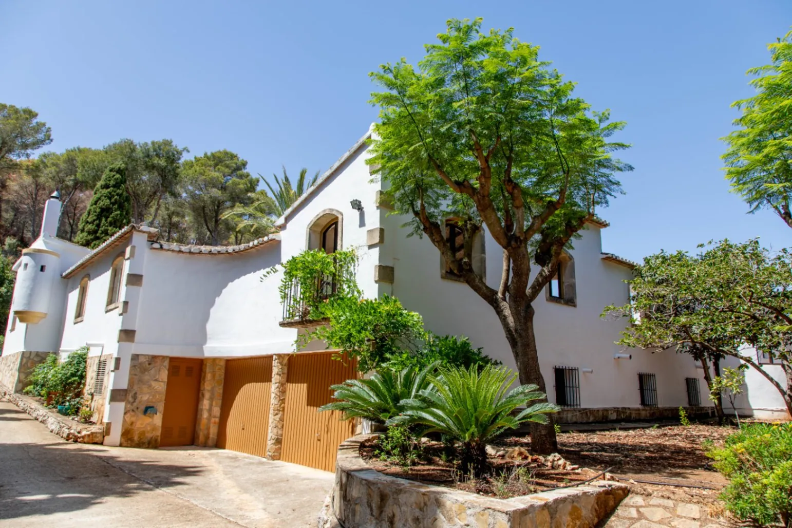 Finca de estilo rústico tradicional en venta en Pedreguer
