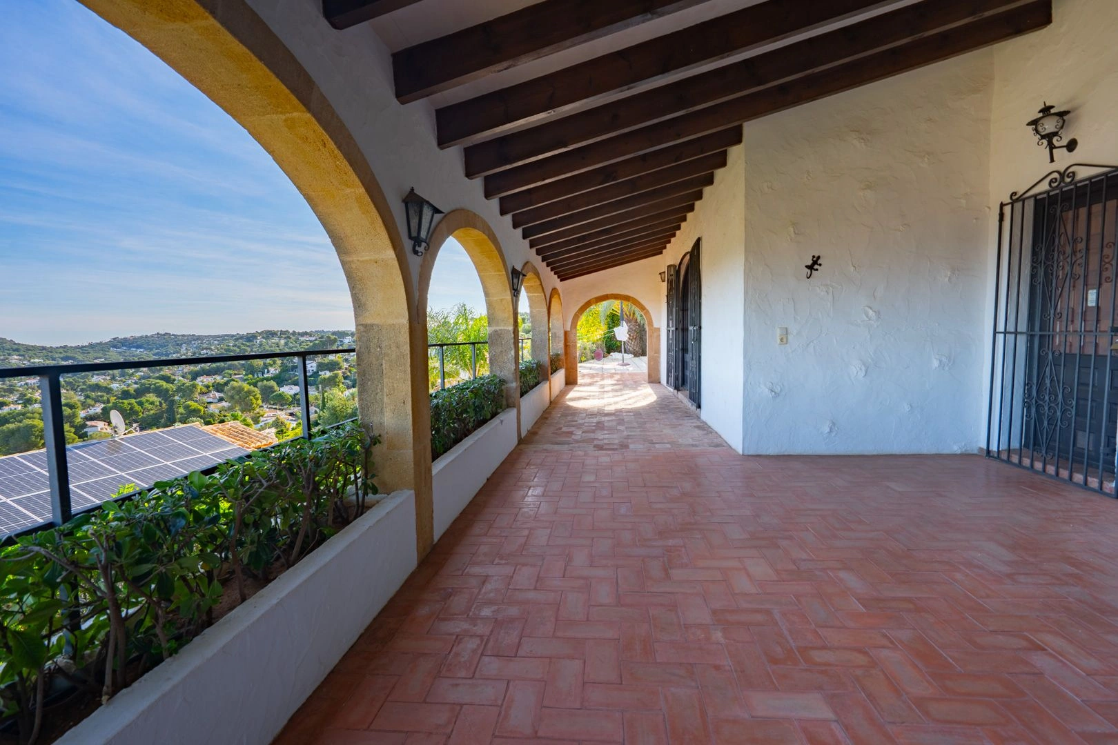 Mediterraanse villa met panoramisch uitzicht op zee te koop in Jávea