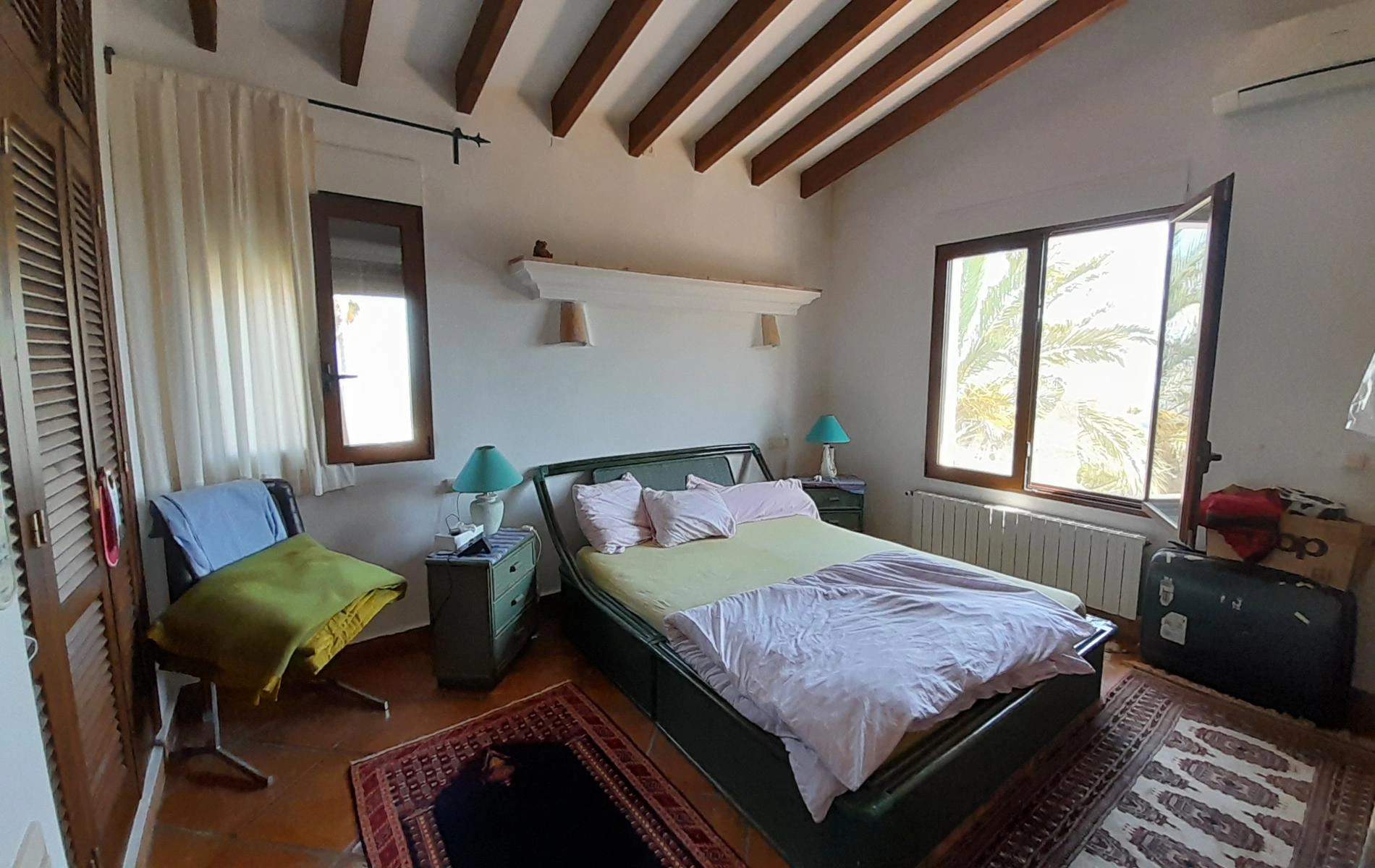 Villa de 4 dormitorios en venta en Montepego con vistas al mar