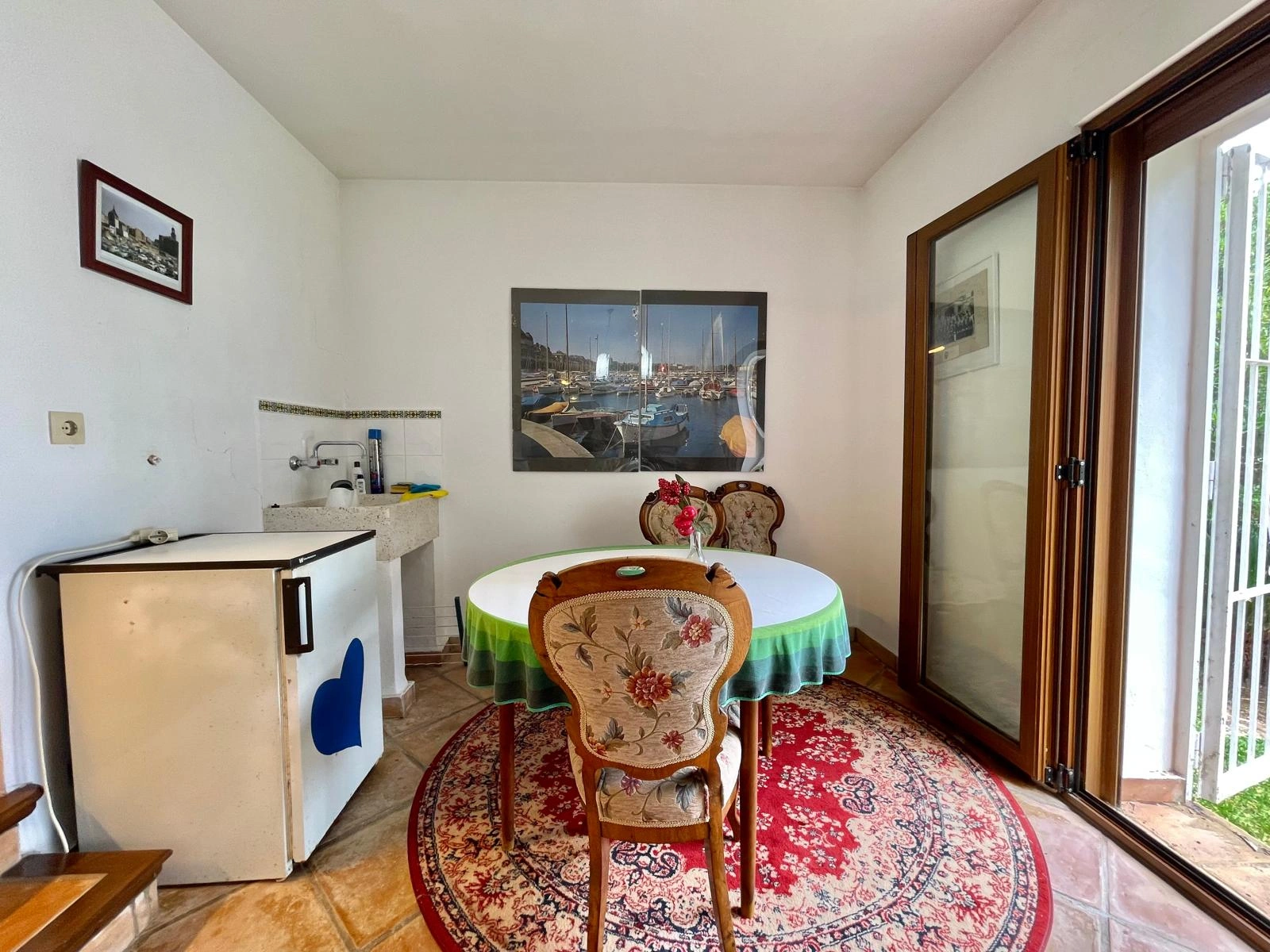 Villa de 4 dormitorios en venta en Montepego con vistas al mar