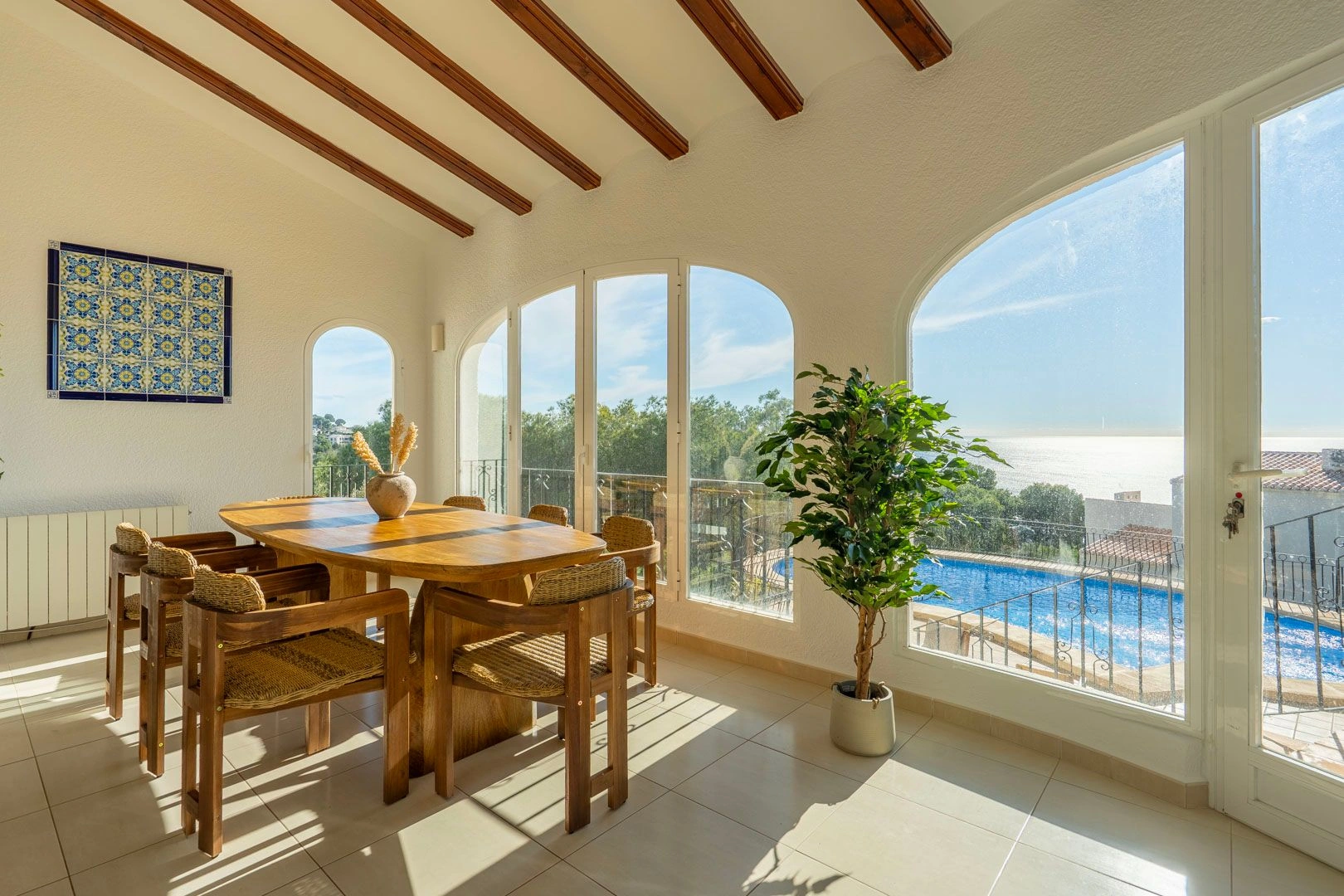 Traditionele villa met schitterend uitzicht op zee te koop in Ambolo, Jávea