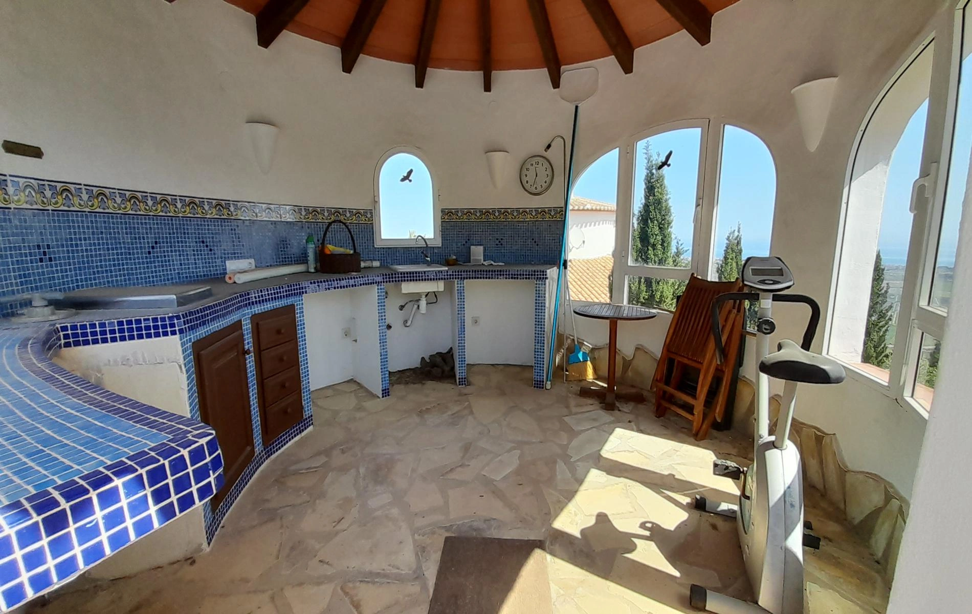 Villa de 4 dormitorios en venta en Montepego con vistas al mar