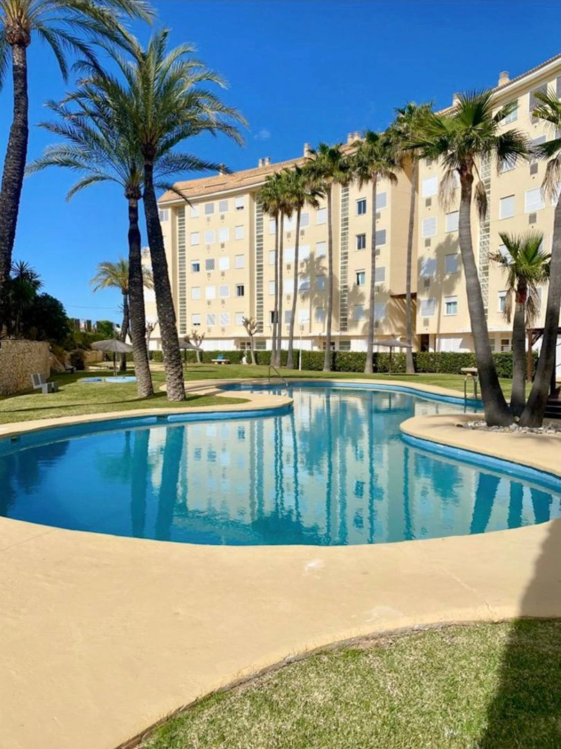 Appartamento in seconda linea con vista mare in vendita a Montañar II, Jávea