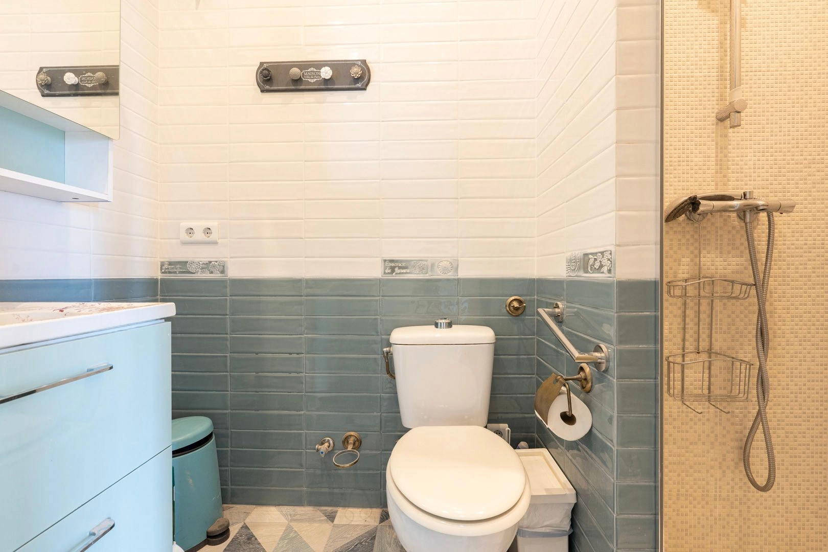 Apartamento de dos dormitorios en primera línea en venta en Altea