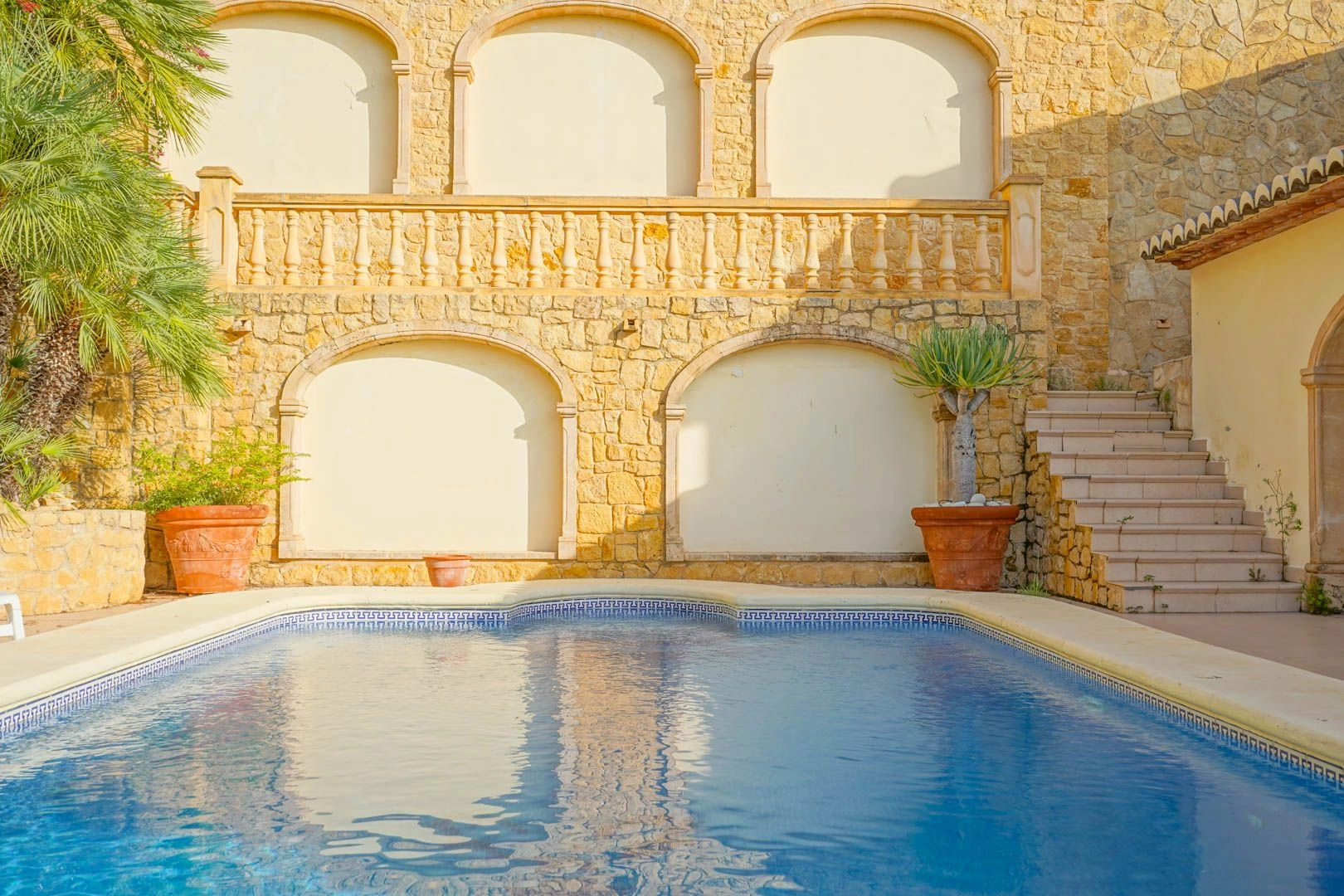 Villa met prachtig uitzicht op zee te koop in La Corona, Jávea