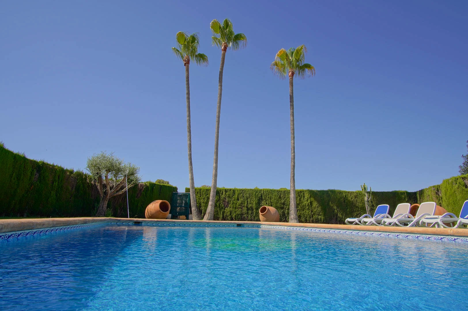 Villa con 3 casas de invitados en venta en Benissa