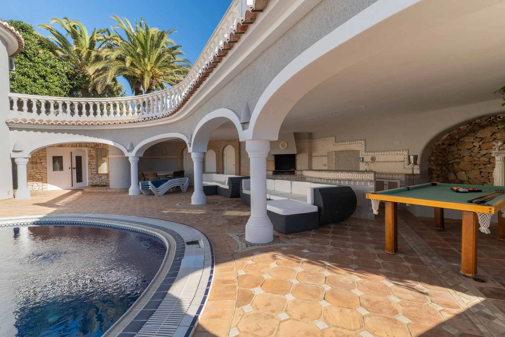 Mediterrane Villa mit Panoramablick auf das Meer zum Verkauf in Benissa.
