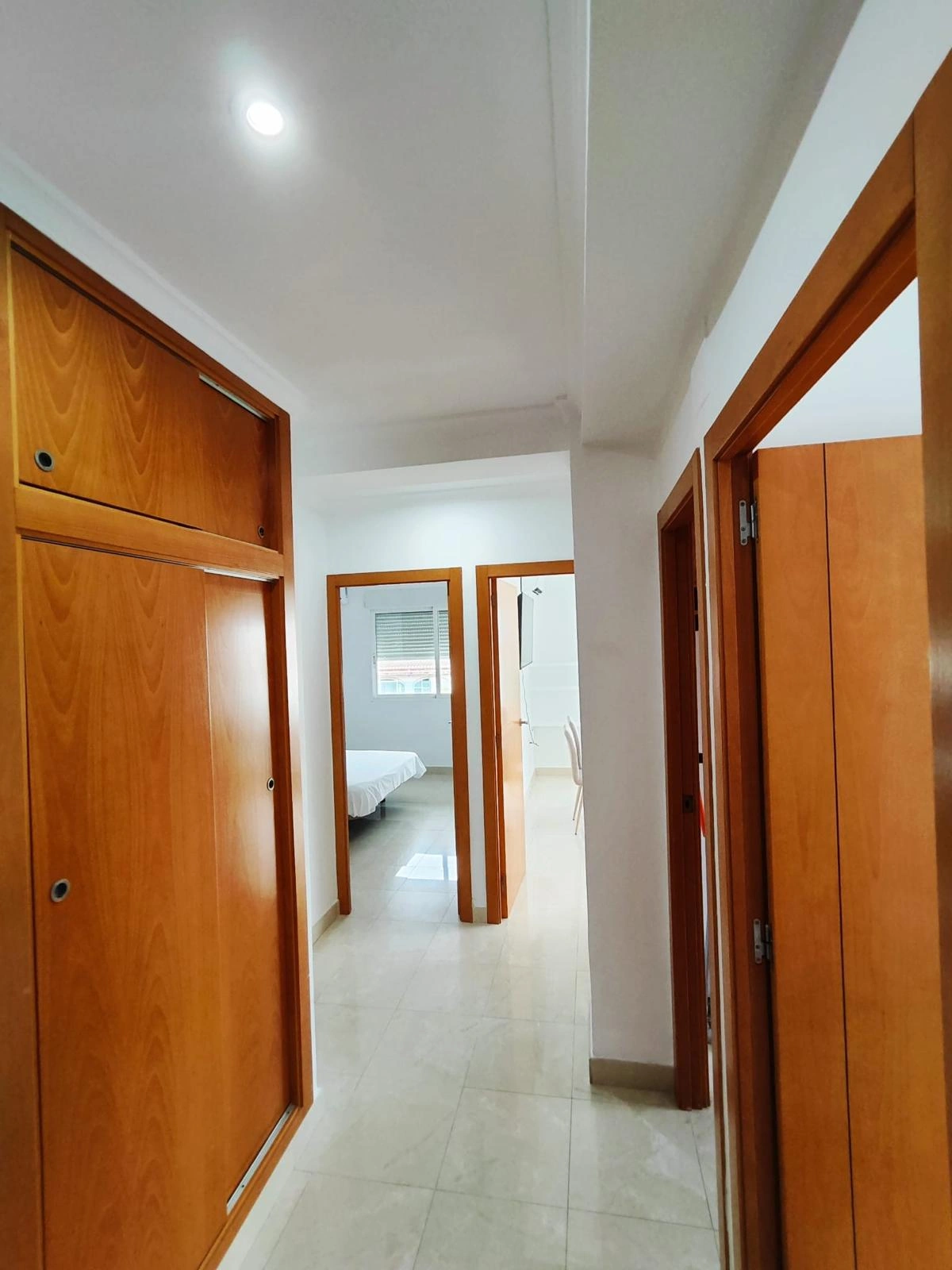 Piso de 2 dormitorios en venta en la playa del arenal de Javea