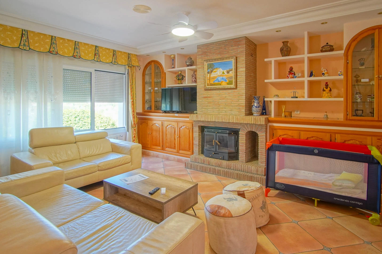 Villa con 3 casas de invitados en venta en Benissa