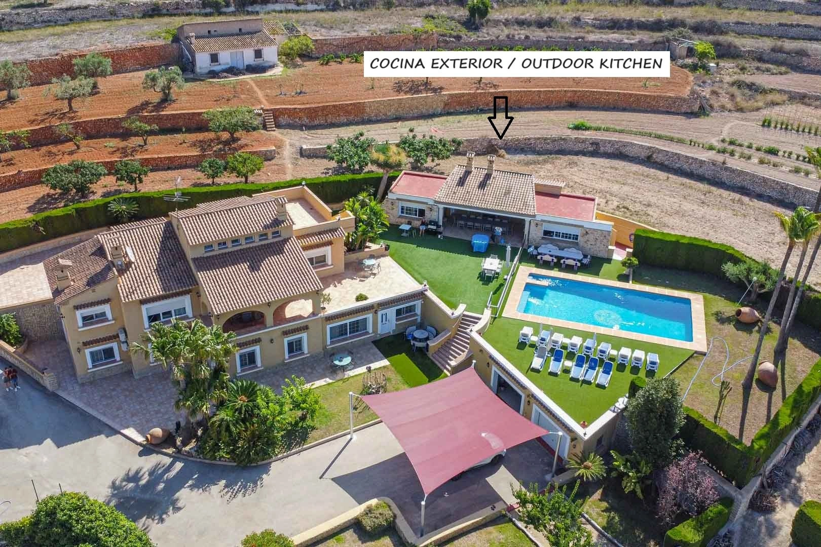 Villa con 3 casas de invitados en venta en Benissa