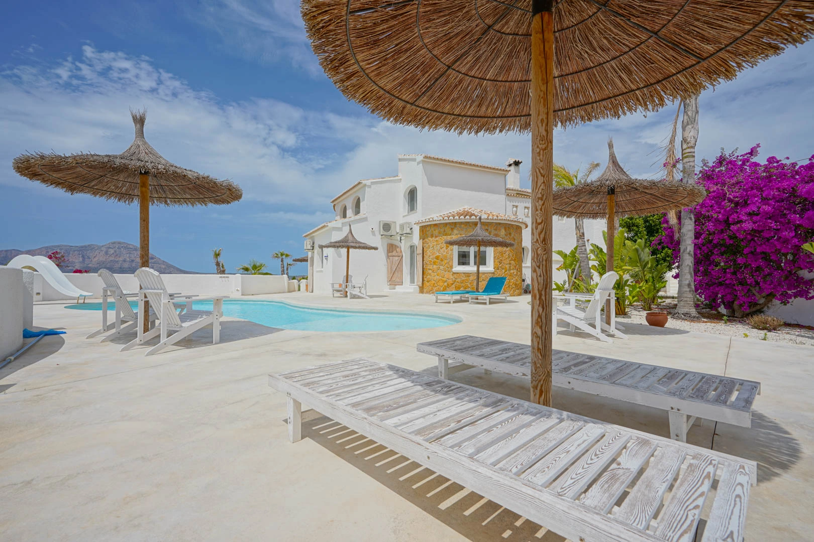 Magnífica villa de lujo con vistas panorámicas en venta en Benitachell