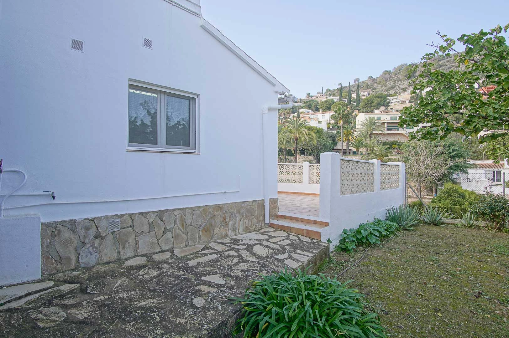 Charmante Villa im traditionellen Stil in der prestigeträchtigen Gegend von Puchol zum Verkauf in Jávea