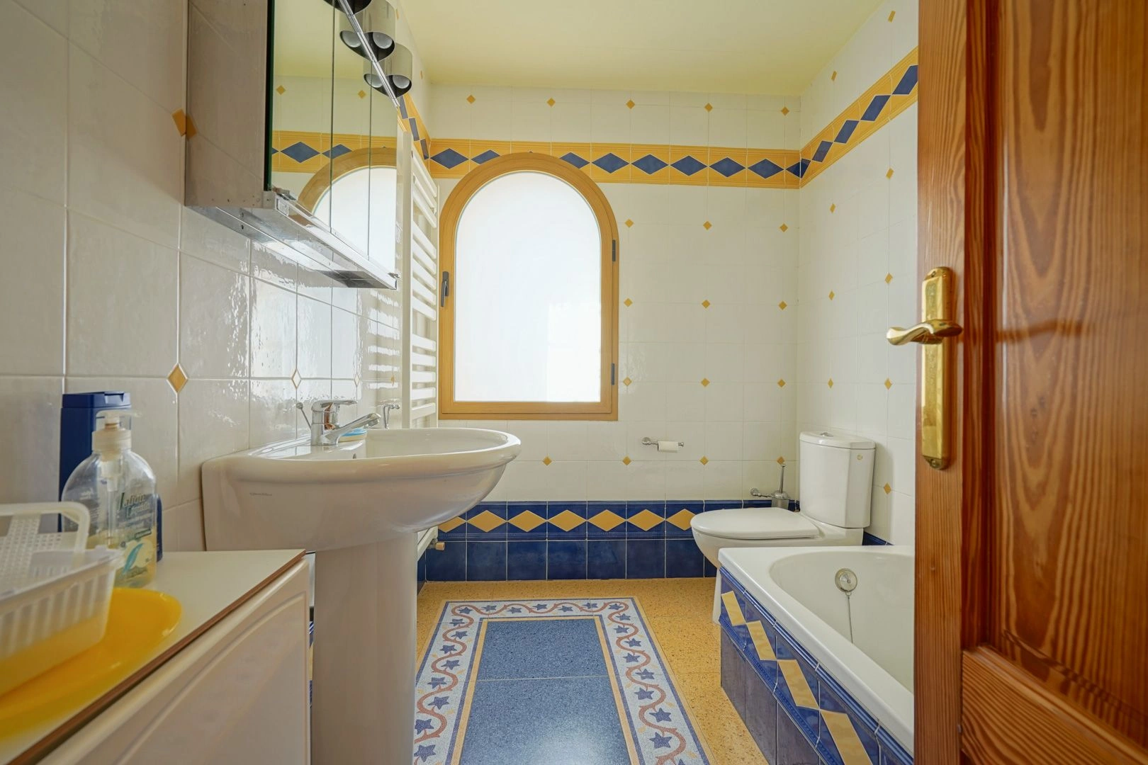 Villa met prachtig uitzicht op zee te koop in La Corona, Jávea