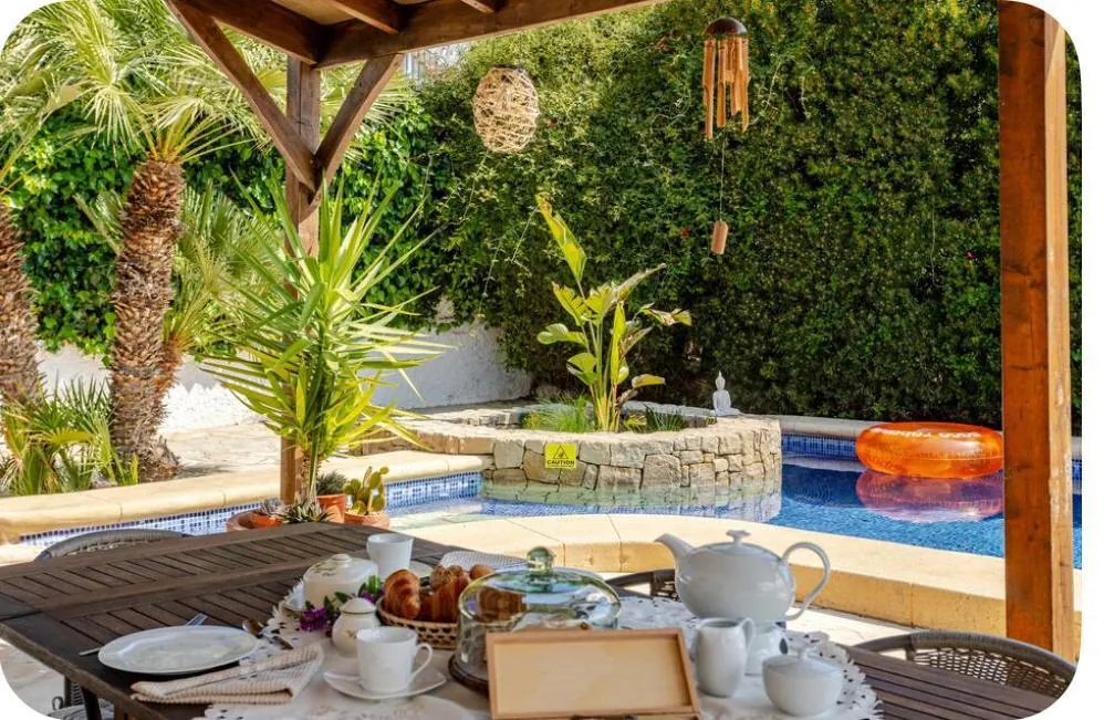 Charmante villa à vendre avec jardin et piscine privée à Cap Martí, Jávea – Costa Blanca