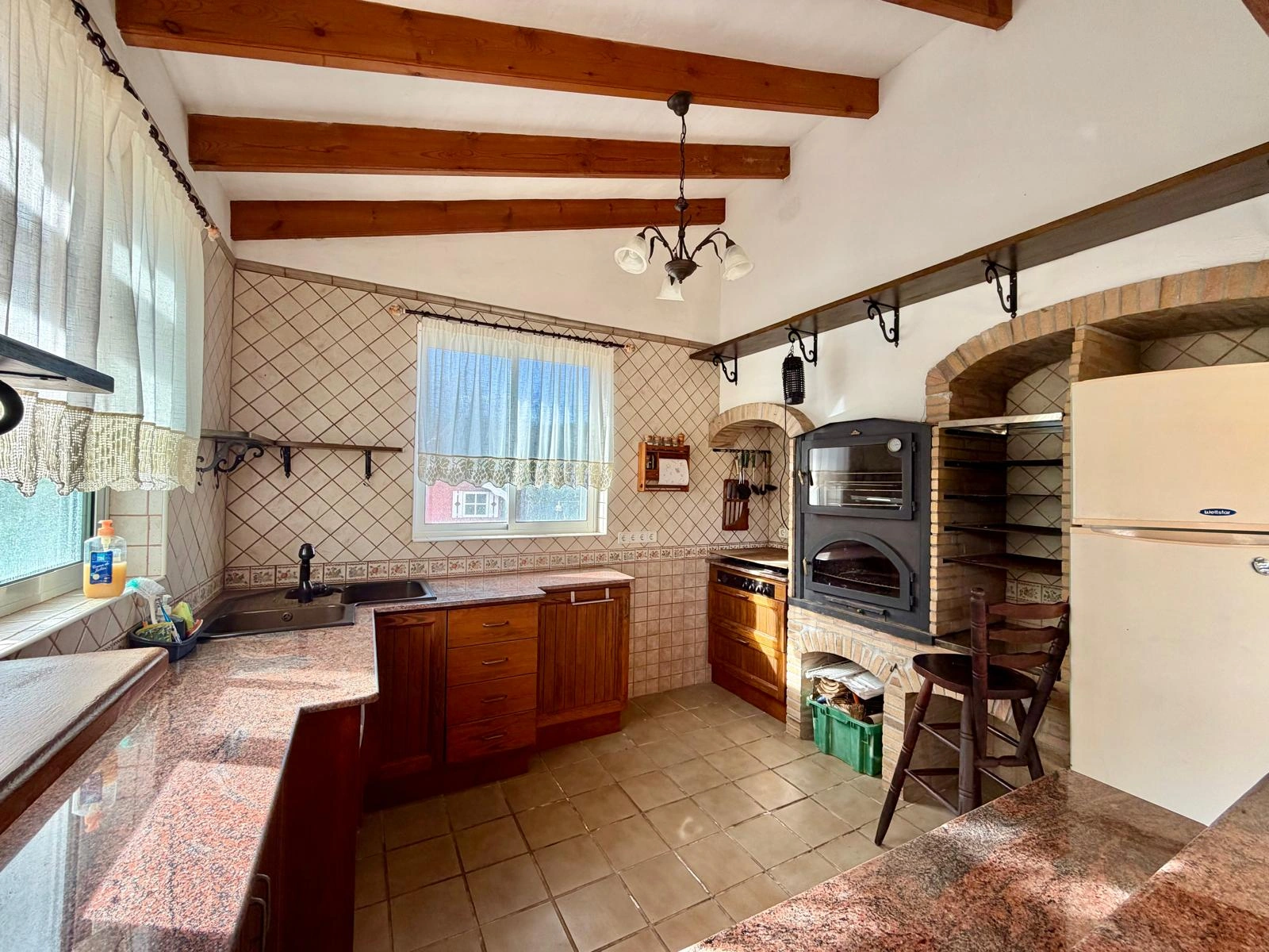 Villa de Ensueño en venta, en Plena Naturaleza con Apartamento de Invitados