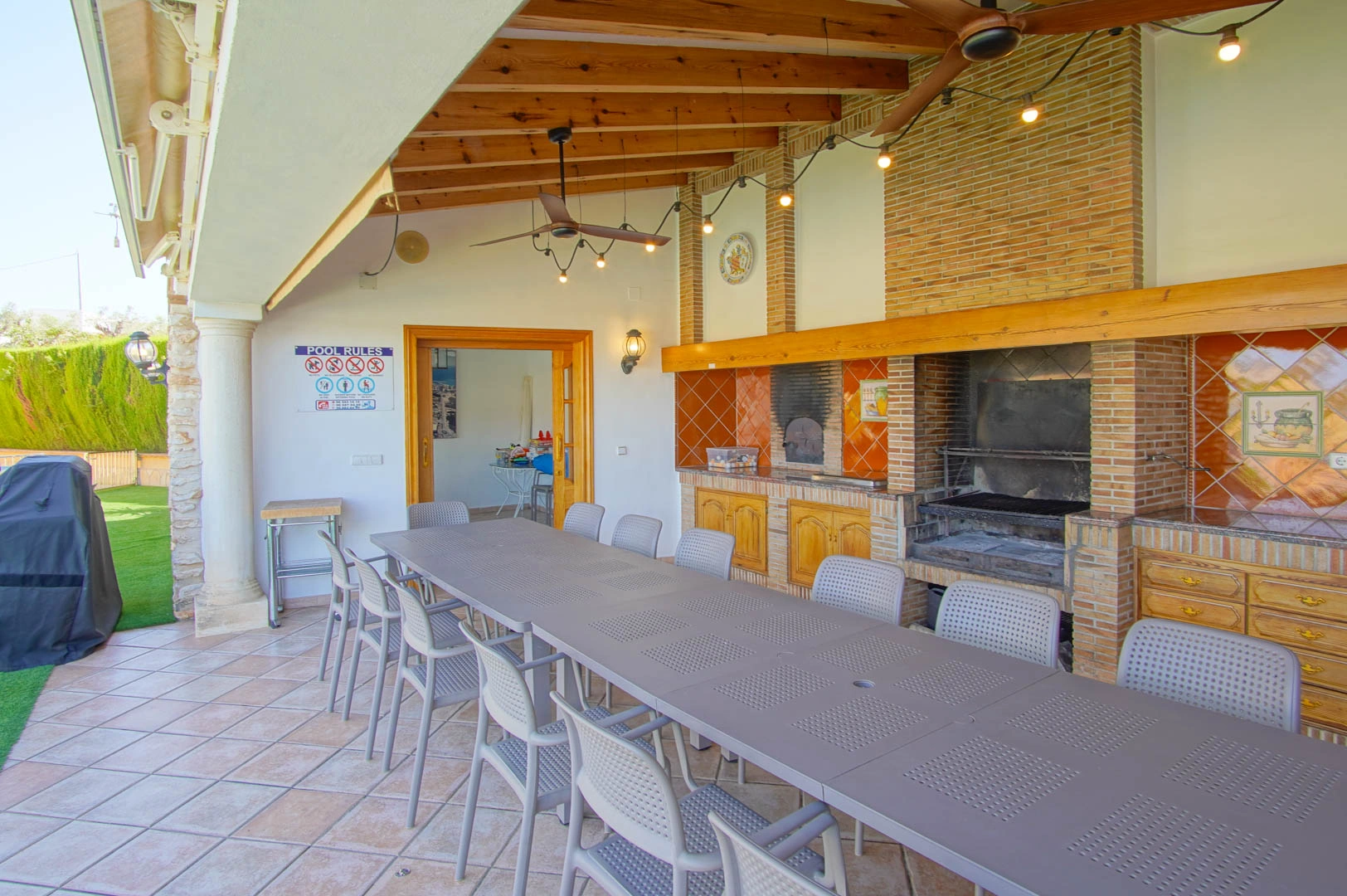 Villa con 3 casas de invitados en venta en Benissa