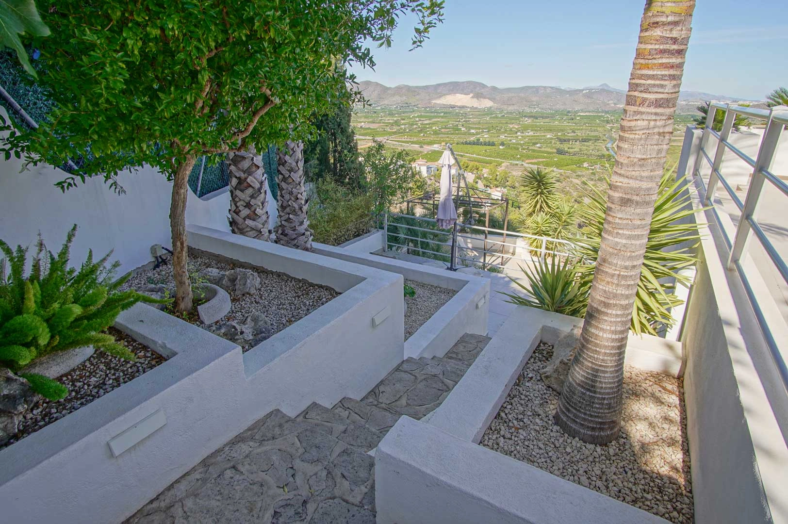 Villa con vistas al mar a la venta en Monte Pego