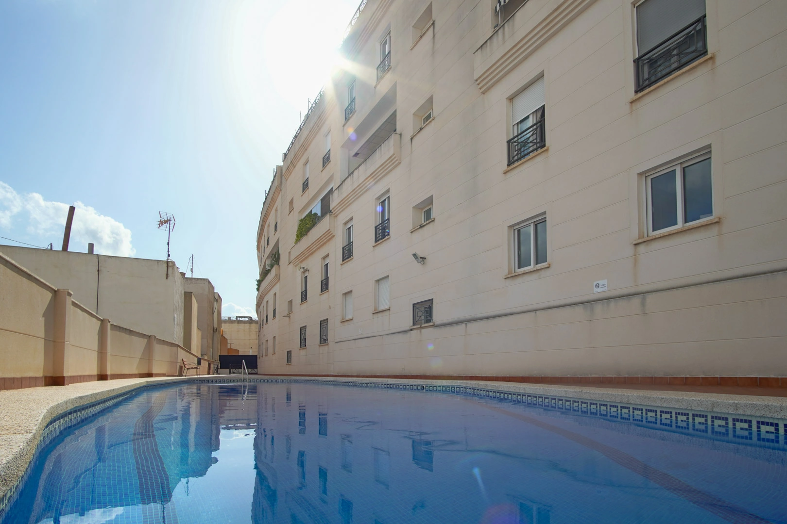 Appartement met gemeenschappelijk zwembad te koop in Calpe centrum.