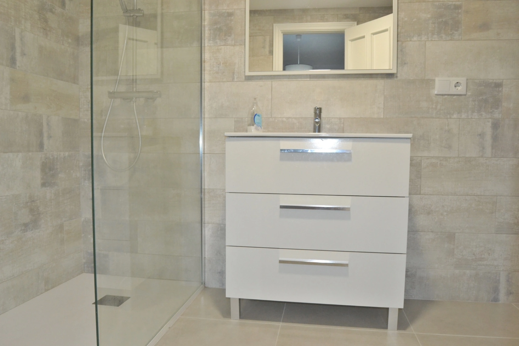 Apartamento completamente reformado en venta en Javea