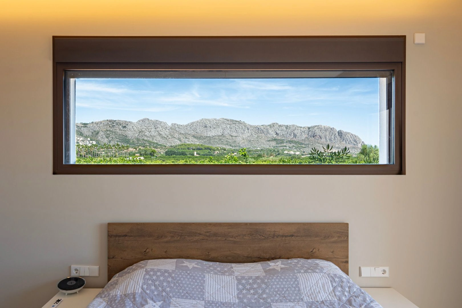 Villa moderna en gran parcela en venta en Beniarbeig