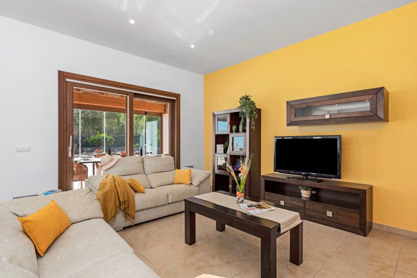 Preciosa finca con vistas al mar en venta en Oltamar, Calpe