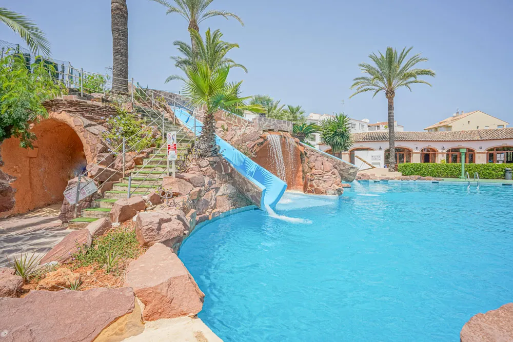 Casa adosada en venta cerca de Cala Blanca, Jávea