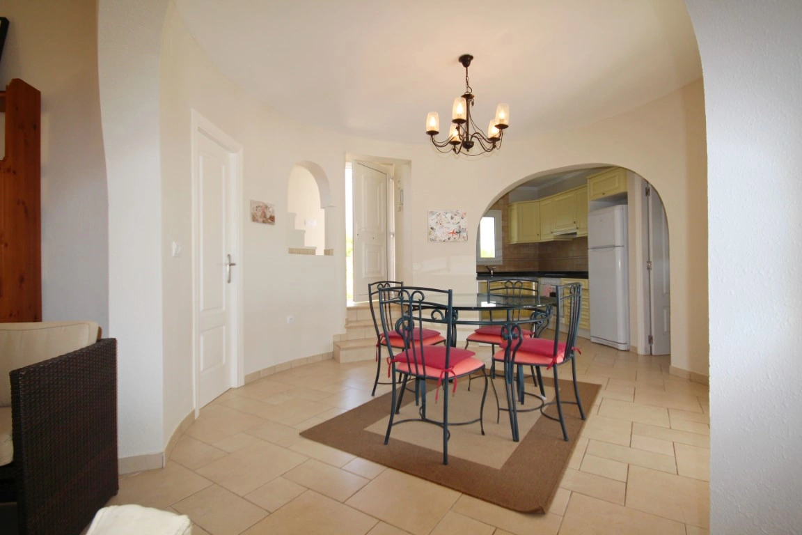 Villa de luxe exclusive à vendre à Javea avec vue panoramique.