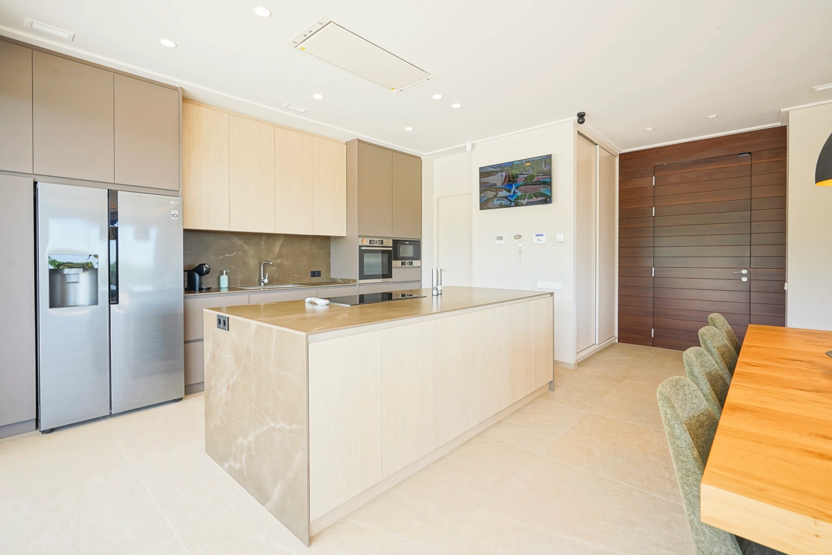 Villa moderna en gran parcela en venta en Beniarbeig