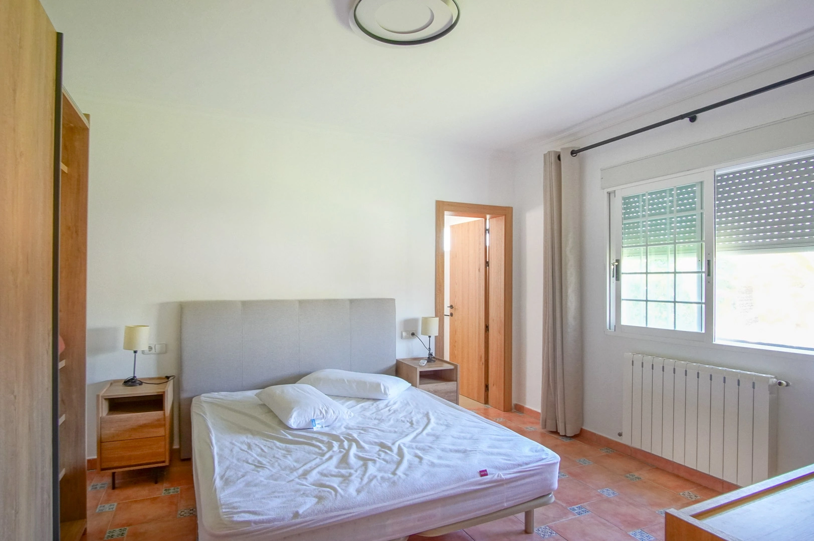 Villa con 3 casas de invitados en venta en Benissa