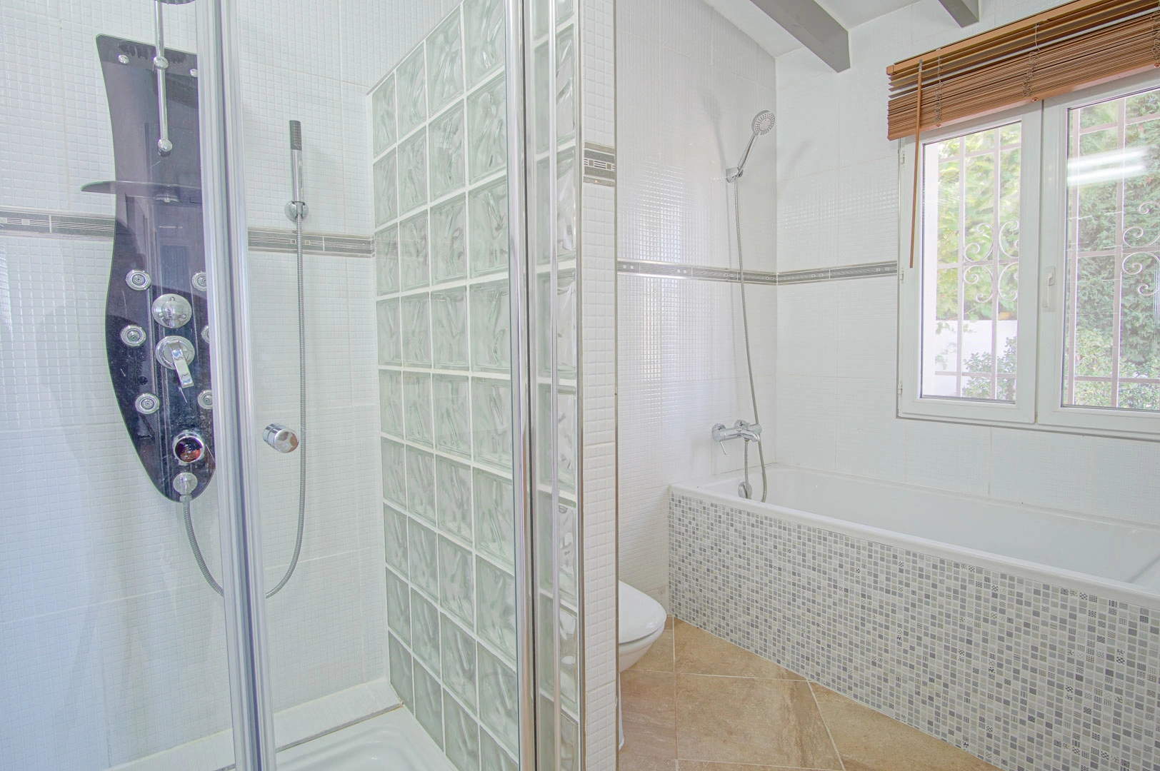 Villa con vistas al mar a la venta en Monte Pego