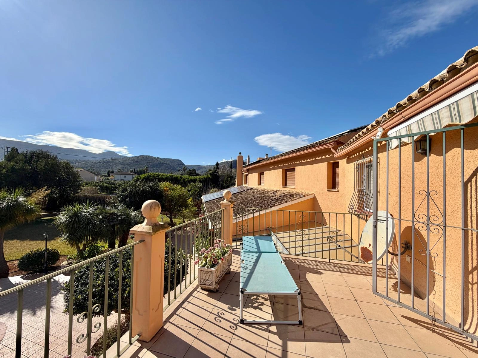 Villa de Ensueño en venta, en Plena Naturaleza con Apartamento de Invitados