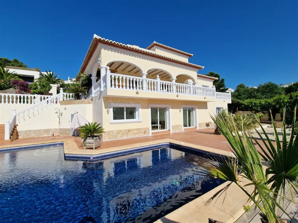 Exclusive traditional villa for sale in Moraira. A Haven of Tranquility Just Minutes From Downtown and the Beach