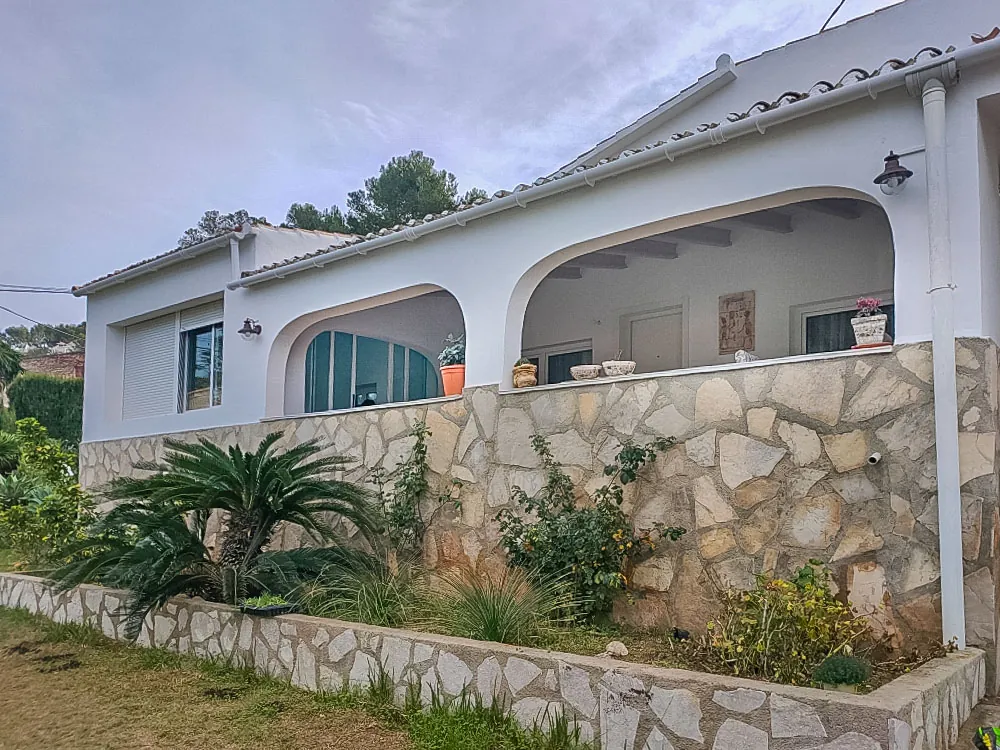 Villa with independent apartment for sale in Jávea