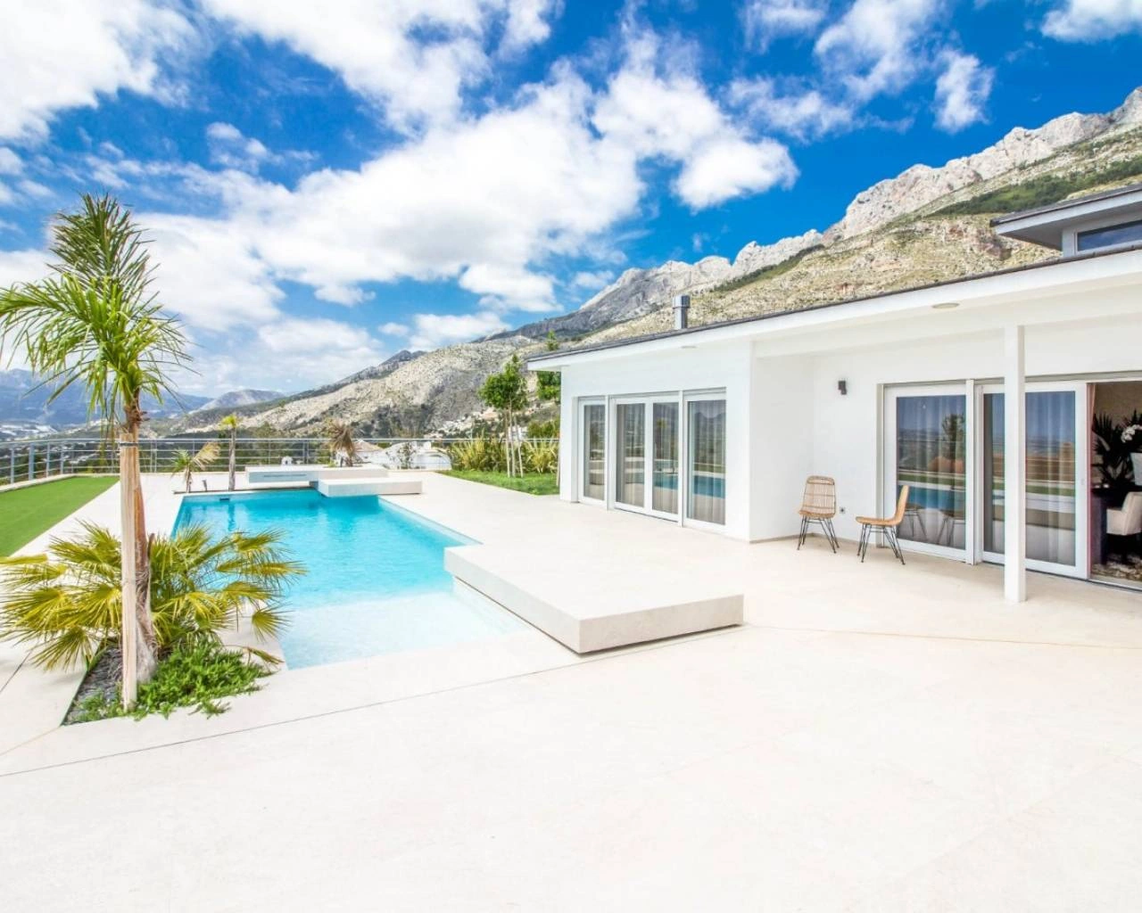 Villa de lujo con vistas al mar en venta en Altea
