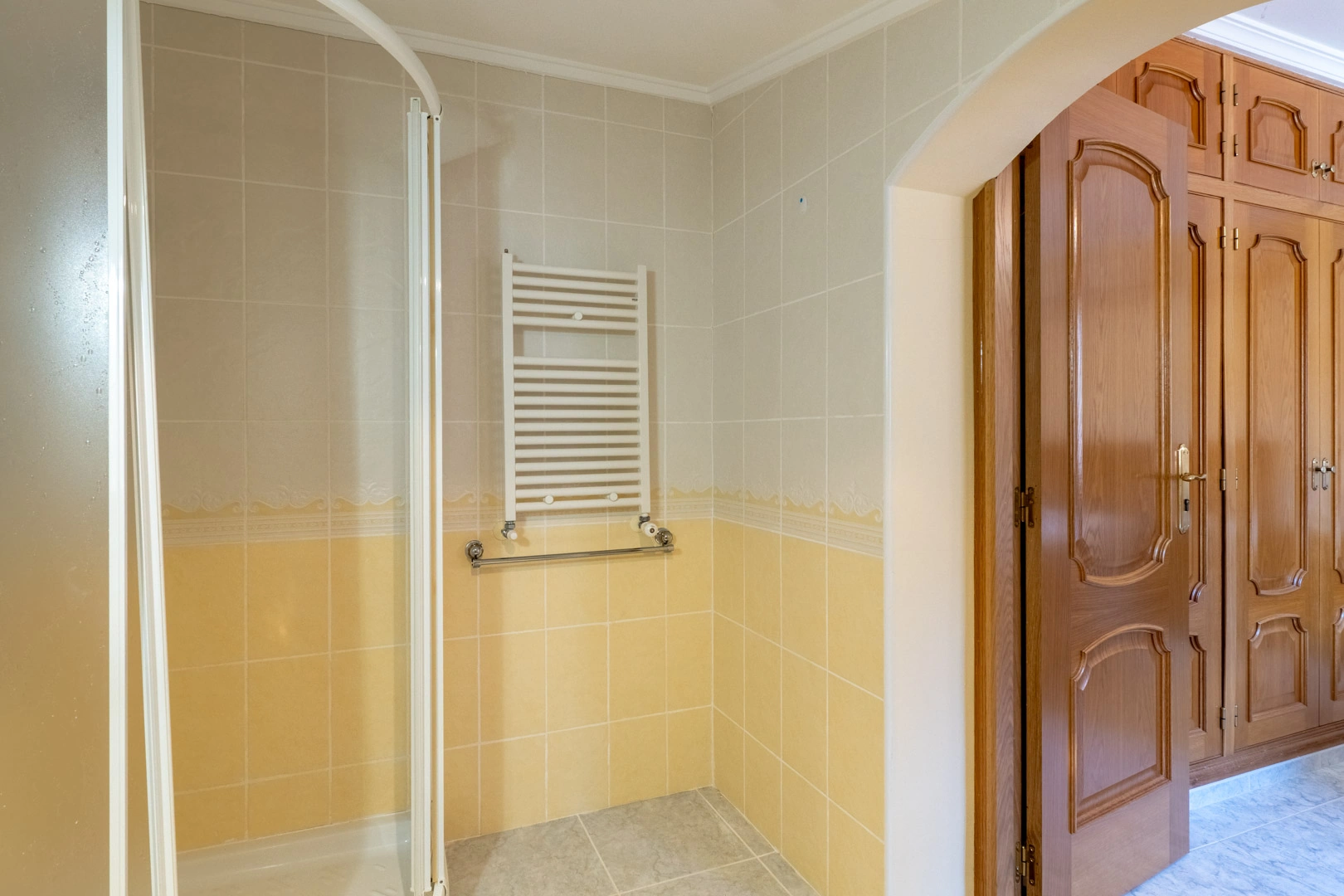 Villa de estilo mediterráneo a la venta en Jalón