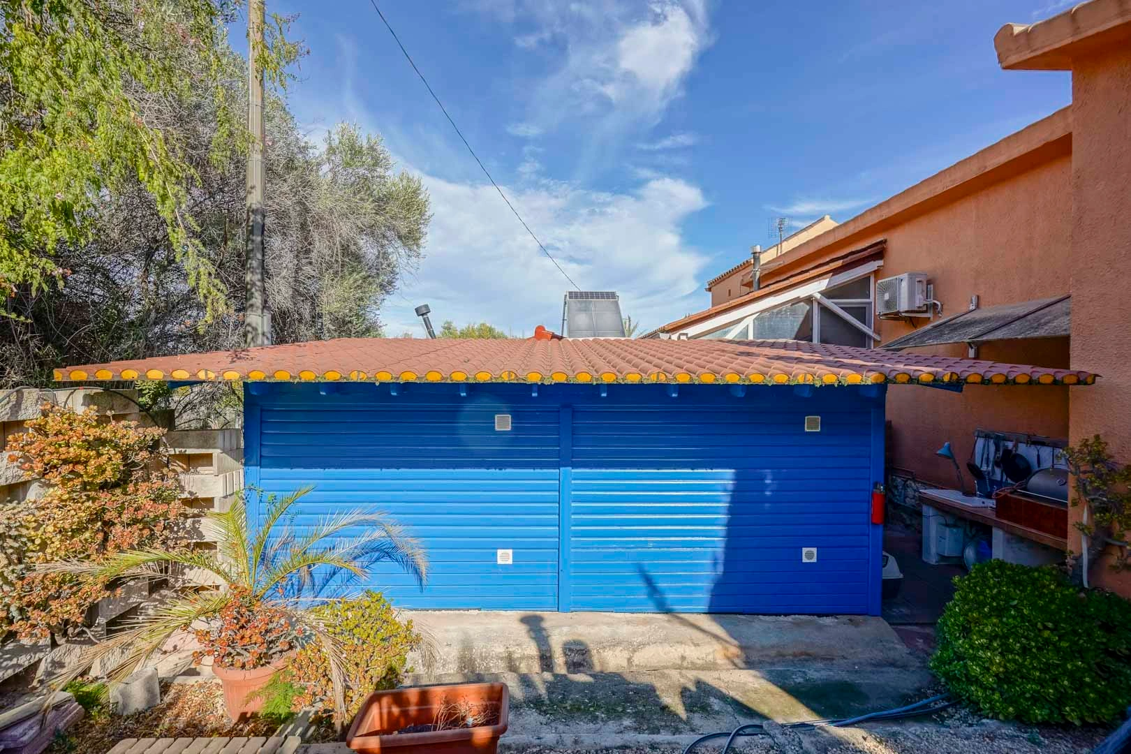 Chalet con consultorio médico en venta en Jávea.